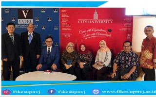 Menginisiasi Kerjasama Fakultas Ilmu Kesehatan dengan City University di Kampus City University Selangor Malaysia
