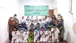 Assistance for the Healthy School Program at SD Islam Serambi, Depok: Clean and Healthy Behavior (PHBS) Education for Students
