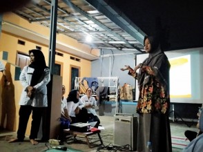 Edukasi dan Konseling Daring Kesehatan Reproduksi Remaja, Wanita Usia Subur, Ibu Hamil, Ibu Menyusui dan Klimakterium di Jakarta, Bogor, Depok dan Tangerang