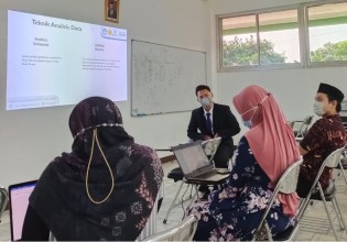 Pelaksanaan Sidang Skripsi Semester Genap T.A. 2021/2022 Program Studi Kesehatan Masyarakat Program Sarjana Fakultas Ilmu Kesehatan UPN Veteran Jakarta