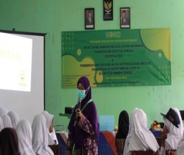 Sistem Informasi Pemantauan Obesitas Remaja (SIFORTASIMA) di SMP PGRI Cibeber Kabupaten Cianjur