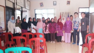 Dosen Ilmu Gizi melakukan Penelitian tentang Pengukuran Kualitas Pelayanan Kesehatan Kader Posyandu di Pasirkupa Karanganyar Lebak Banten