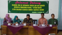 PRAKTEK KOMUNITAS