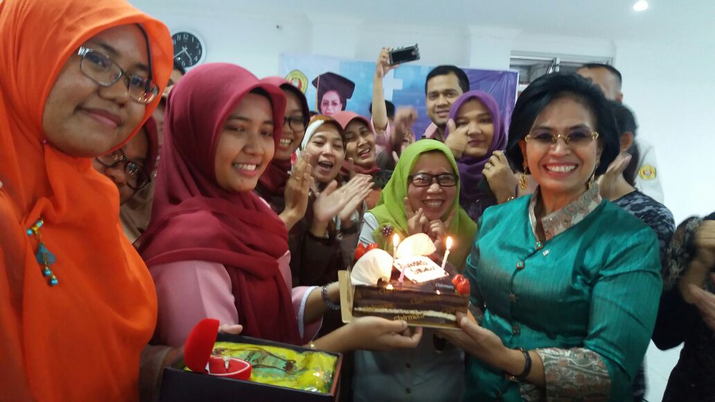 WhatsApp_Image_2017-12-05_at_16.44.23.jpeg WhatsApp_Image_2017-12-05_at_16.44.23.jpeg